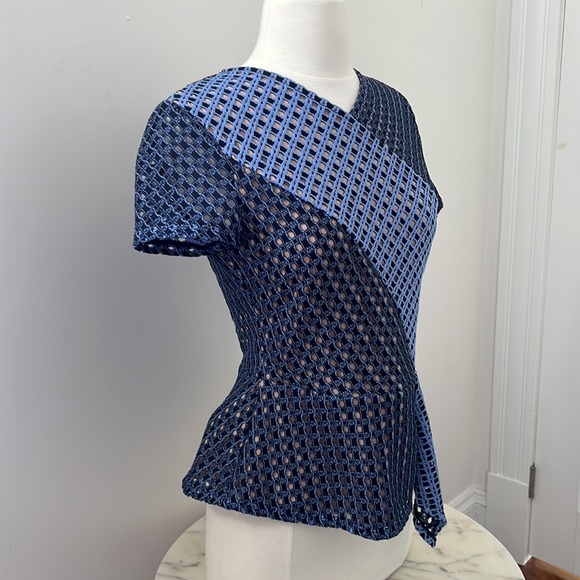 BCBGMaxAzria peplum short sleeve top. Size small - Picture 2 of 11